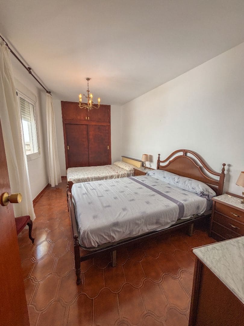 3 soveværelse Lejlighed til salg i Nerja - € 295.000 (Ref: 9270377)