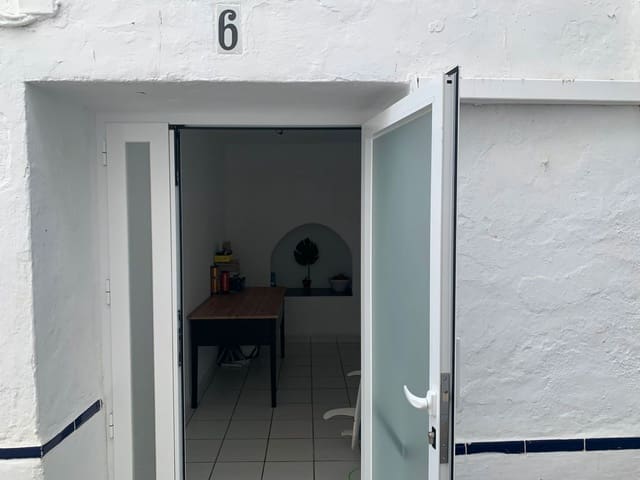 2 makuuhuone Omakotitalo myytävänä paikassa Centro, Nerja - 325 000 € (Ref: 9283100)