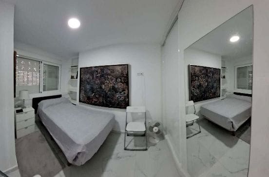 4 bedroom Flat for sale in Almunecar with garage - € 450,000 (Ref: 9293416)