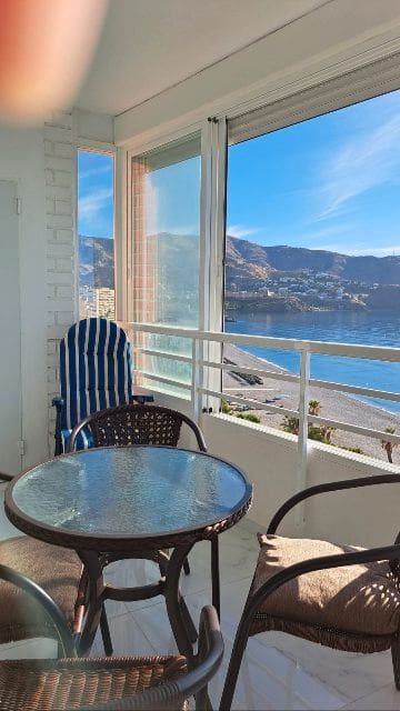 4 bedroom Flat for sale in Almunecar with garage - € 450,000 (Ref: 9293416)