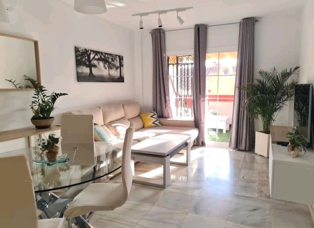 2 soverom Villa til leie i Avda Pescia - Ctra de Frigiliana, Nerja med svømmebasseng garasje - € 1 300 (Ref: 9296164)