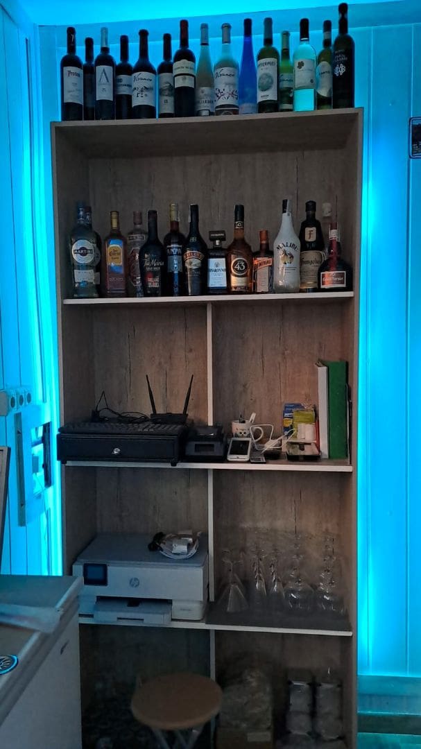 Komercyjne do wynajęcia w Nerja - 1 000 € (Ref: 9296368)