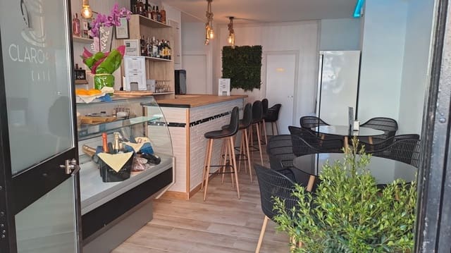 Local Commercial à louer à Centro, Nerja - 1 000 € (Ref: 9296368)