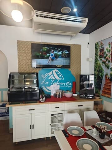 Erhverv til leje i Chaparil - Torrecilla - Punta Lara, Nerja - € 1.600 (Ref: 9297479)