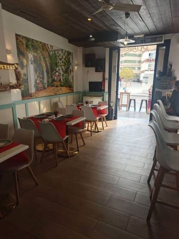 Erhverv til leje i Chaparil - Torrecilla - Punta Lara, Nerja - € 1.600 (Ref: 9297479)