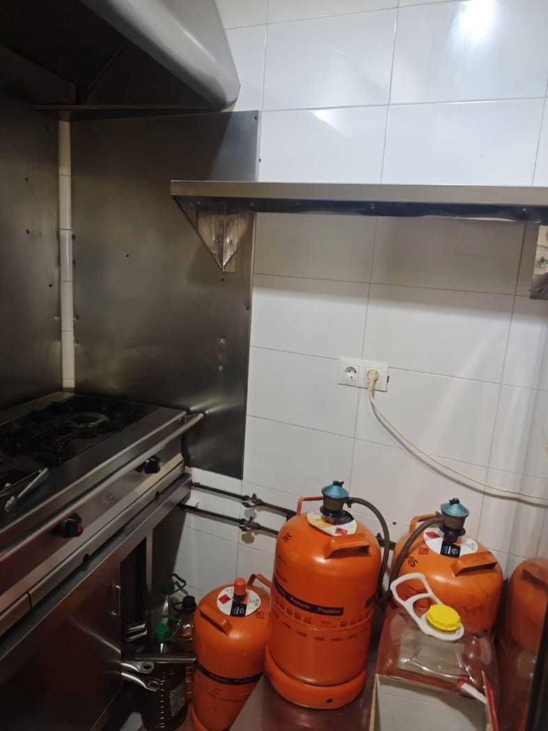 Erhverv til leje i Nerja - € 1.600 (Ref: 9297479)