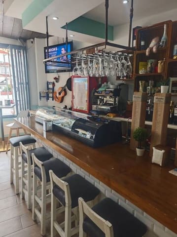 Erhverv til leje i Chaparil - Torrecilla - Punta Lara, Nerja - € 1.600 (Ref: 9297479)