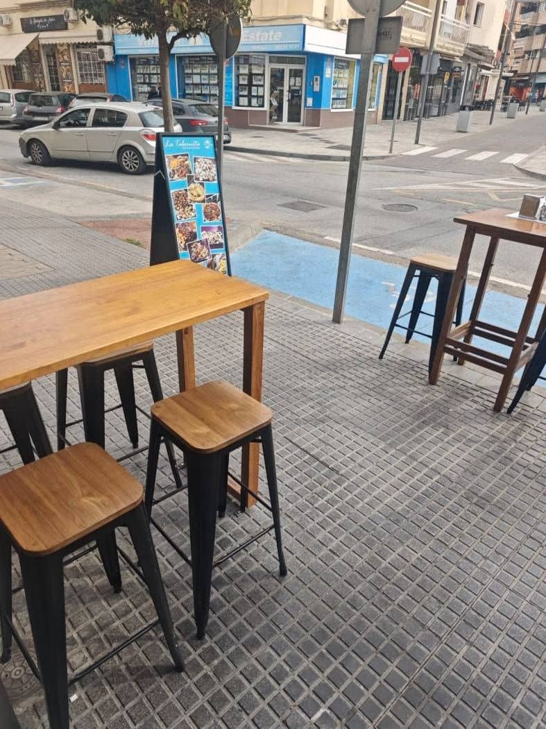 Erhverv til leje i Nerja - € 1.600 (Ref: 9297479)