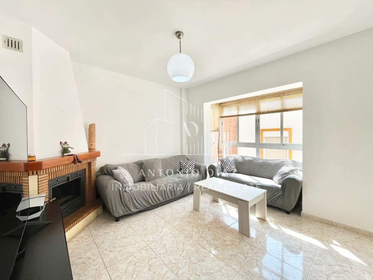 3 soverom Hus til salgs i Torrox med garasje - € 269 000 (Ref: 9309102)