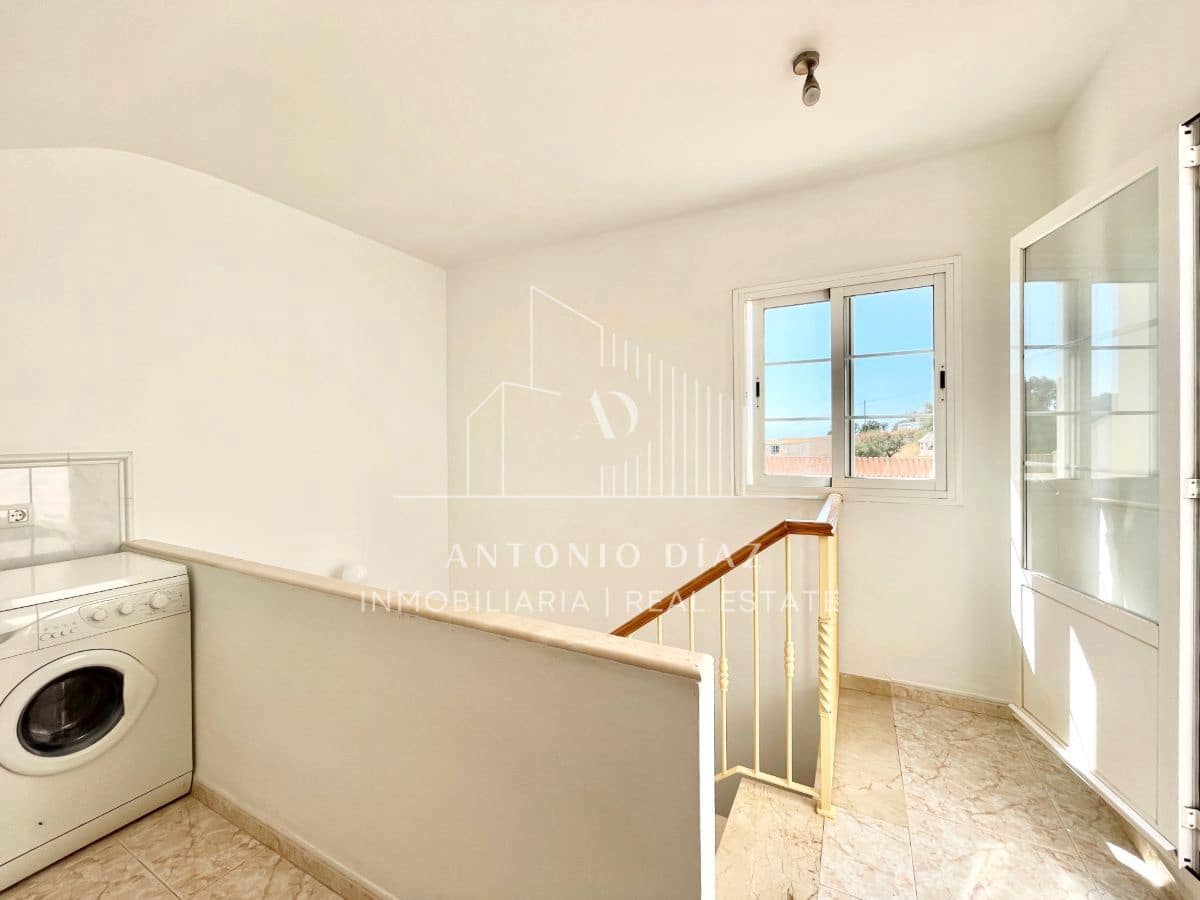 3 soverom Hus til salgs i Torrox med garasje - € 269 000 (Ref: 9309102)