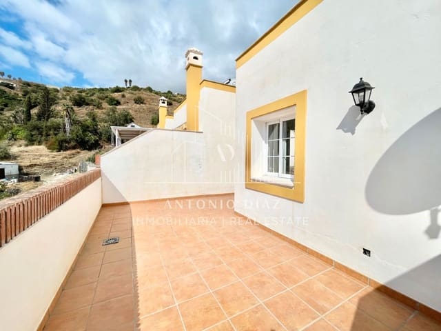 3 soveværelse Byhus til salg i Torrox Pueblo, Torrox med garage - € 269.000 (Ref: 9309102)