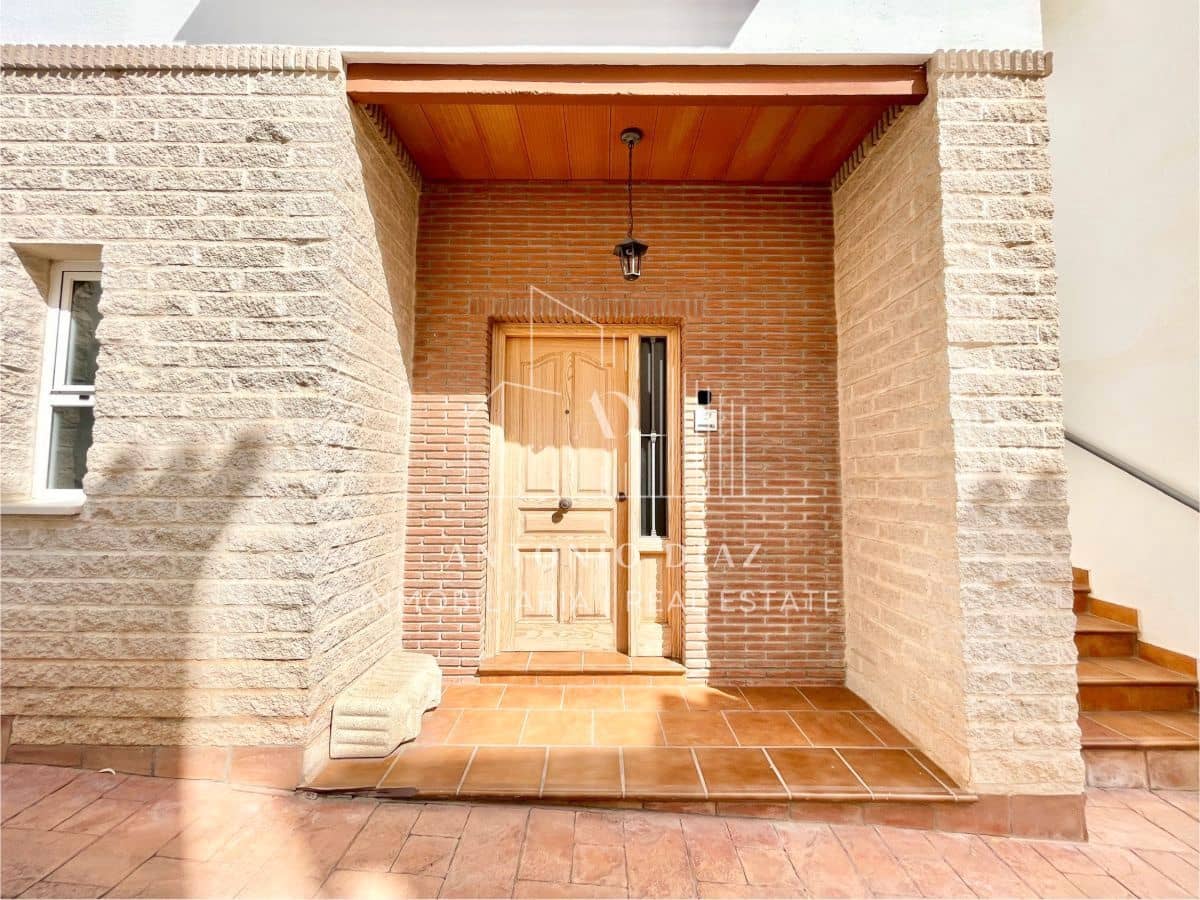 3 soverom Hus til salgs i Torrox med garasje - € 269 000 (Ref: 9309102)