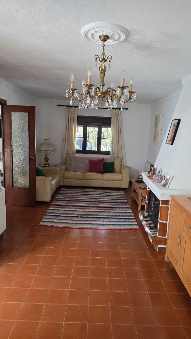 3 soverom Hus til salgs i Nerja med svømmebasseng garasje - € 330 000 (Ref: 9311631)