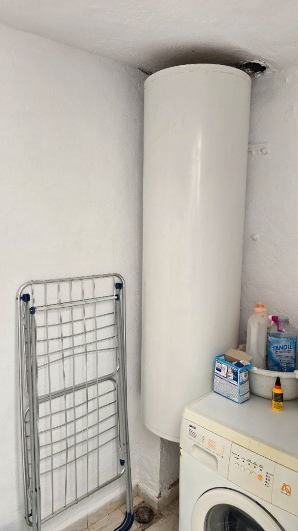 3 soverom Hus til salgs i Nerja med svømmebasseng garasje - € 330 000 (Ref: 9311631)