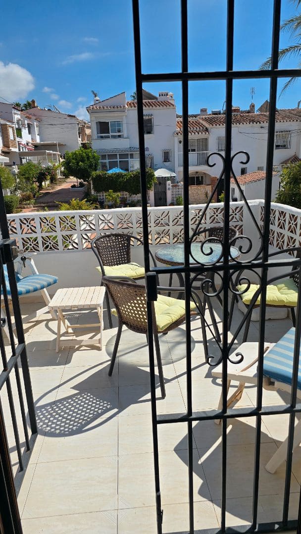 3 soverom Hus til salgs i Nerja med svømmebasseng garasje - € 330 000 (Ref: 9311631)