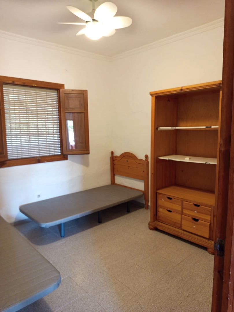 2 soveværelse Finca/Landehus til leje i Nerja med swimmingpool garage - € 950 (Ref: 9312090)