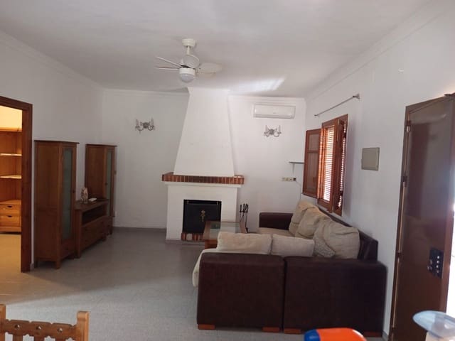 2 soveværelse Finca/Landehus til leje i Avda Pescia - Ctra de Frigiliana, Nerja med swimmingpool garage - € 950 (Ref: 9312090)