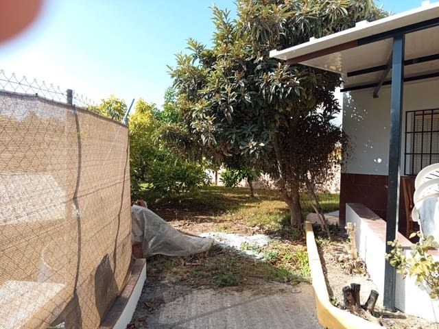 2 soveværelse Finca/Landehus til leje i Avda Pescia - Ctra de Frigiliana, Nerja med swimmingpool garage - € 950 (Ref: 9312090)