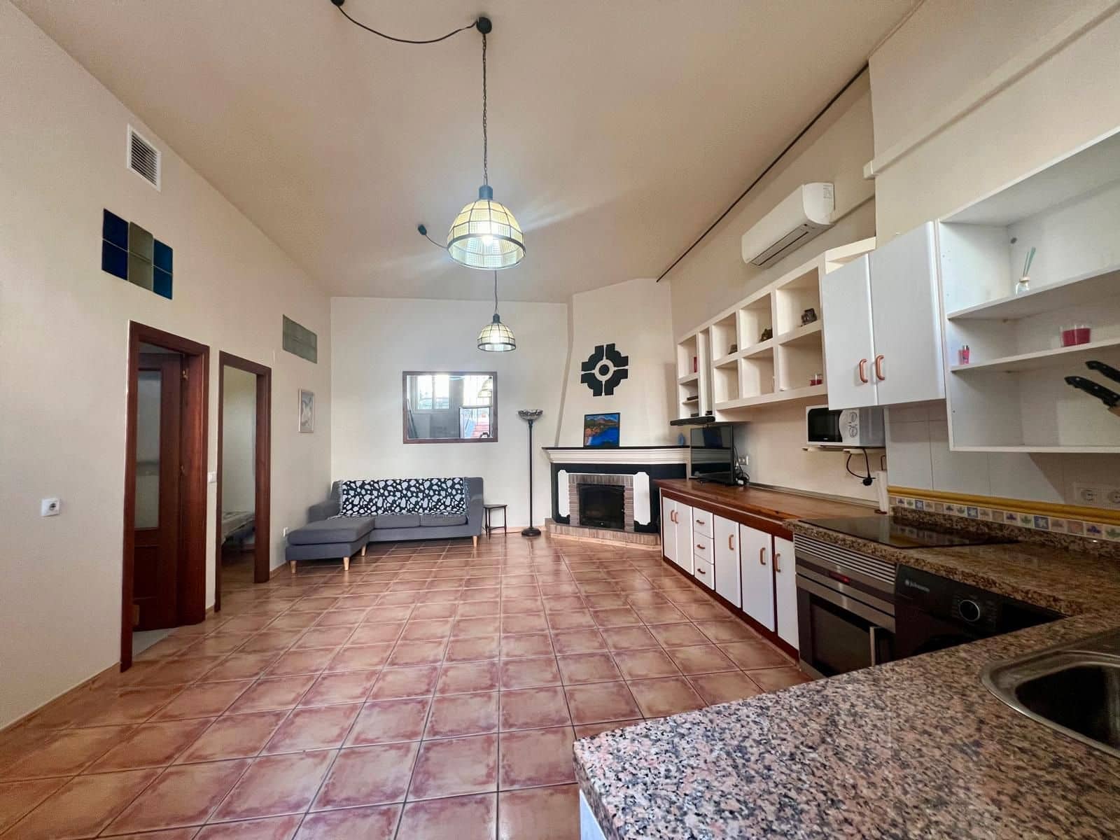 2 makuuhuone Huoneisto myytävänä paikassa Nerja - 210 000 € (Ref: 9322202)