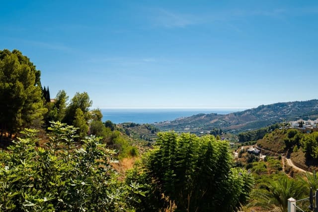 3 sypialnia Willa na sprzedaż w Frigiliana z basenem garażem - 799 000 € (Ref: 9322204)