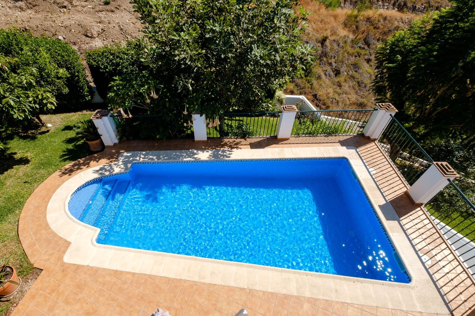 3 sypialnia Willa na sprzedaż w Frigiliana z basenem garażem - 799 000 € (Ref: 9322204)