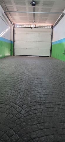 Garage til salg i Chaparil - Torrecilla - Punta Lara, Nerja - € 22.000 (Ref: 9338797)