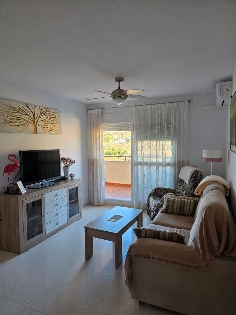 2 sypialnia Apartament na sprzedaż w Torrox z basenem garażem - 199 900 € (Ref: 9340149)