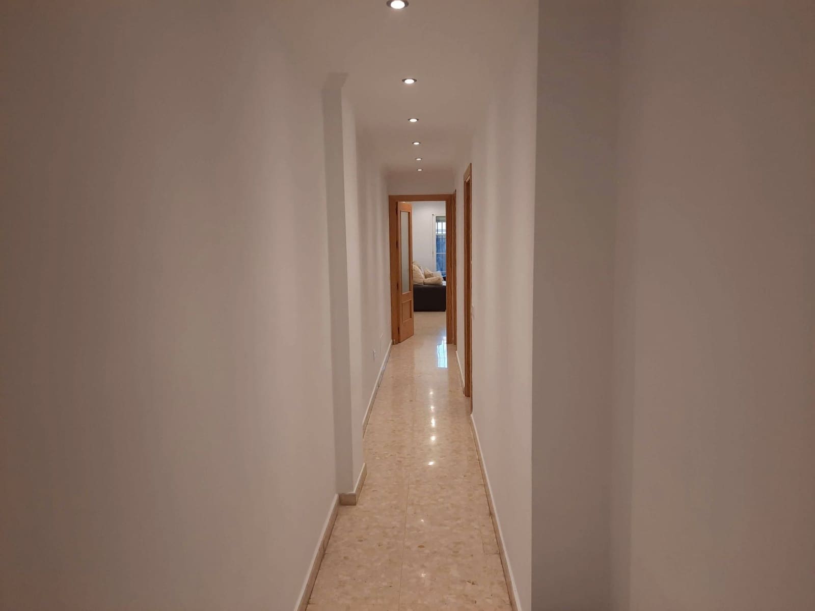 3 bedroom Flat for sale in Velez-Malaga with pool - € 290,000 (Ref: 9345207)