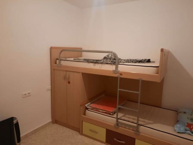 3 quarto Apartamento para venda em Vélez-Málaga com piscina - 290 000 € (Ref: 9345207)