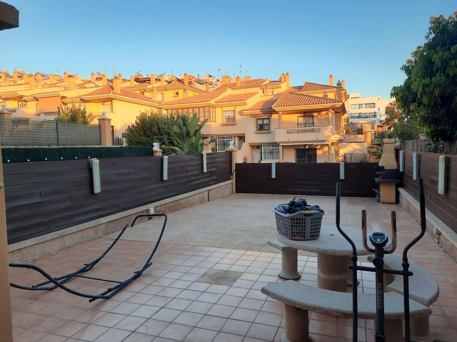 3 bedroom Flat for sale in Velez-Malaga with pool - € 290,000 (Ref: 9345207)