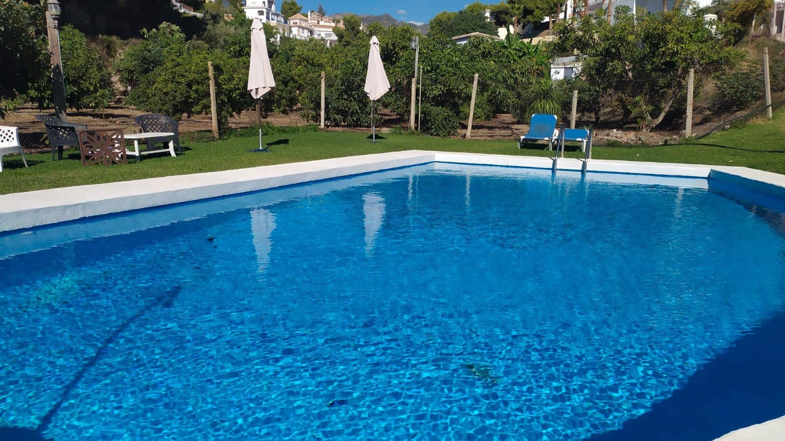 2 bedroom Apartment for rent in Frigiliana with pool garage - € 800 (Ref: 9357573)