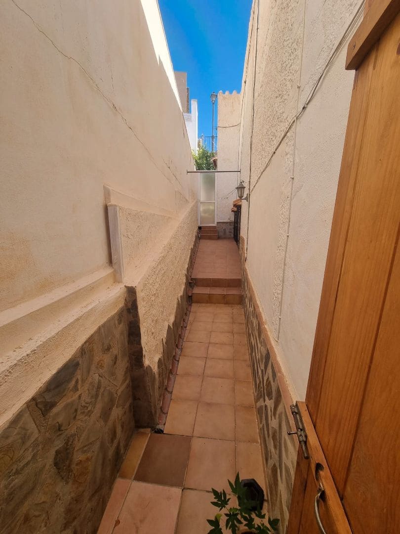 2 quarto Apartamento para arrendar em Torrox com piscina - 800 € (Ref: 9357807)