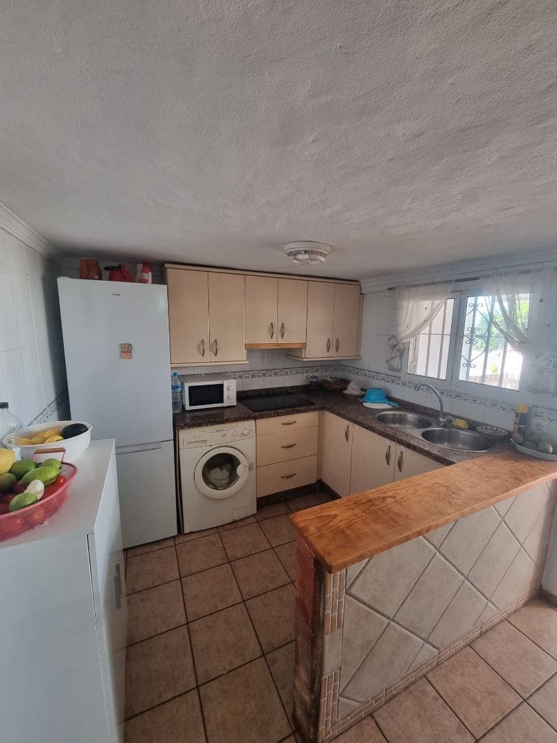 2 quarto Apartamento para arrendar em Torrox com piscina - 800 € (Ref: 9357807)