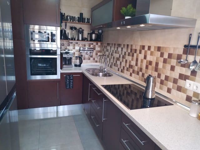 3 Zimmer Wohnung zu verkaufen in Torre del Mar, Vélez-Málaga mit Pool Garage - 391.000 € (Ref: 9360571)