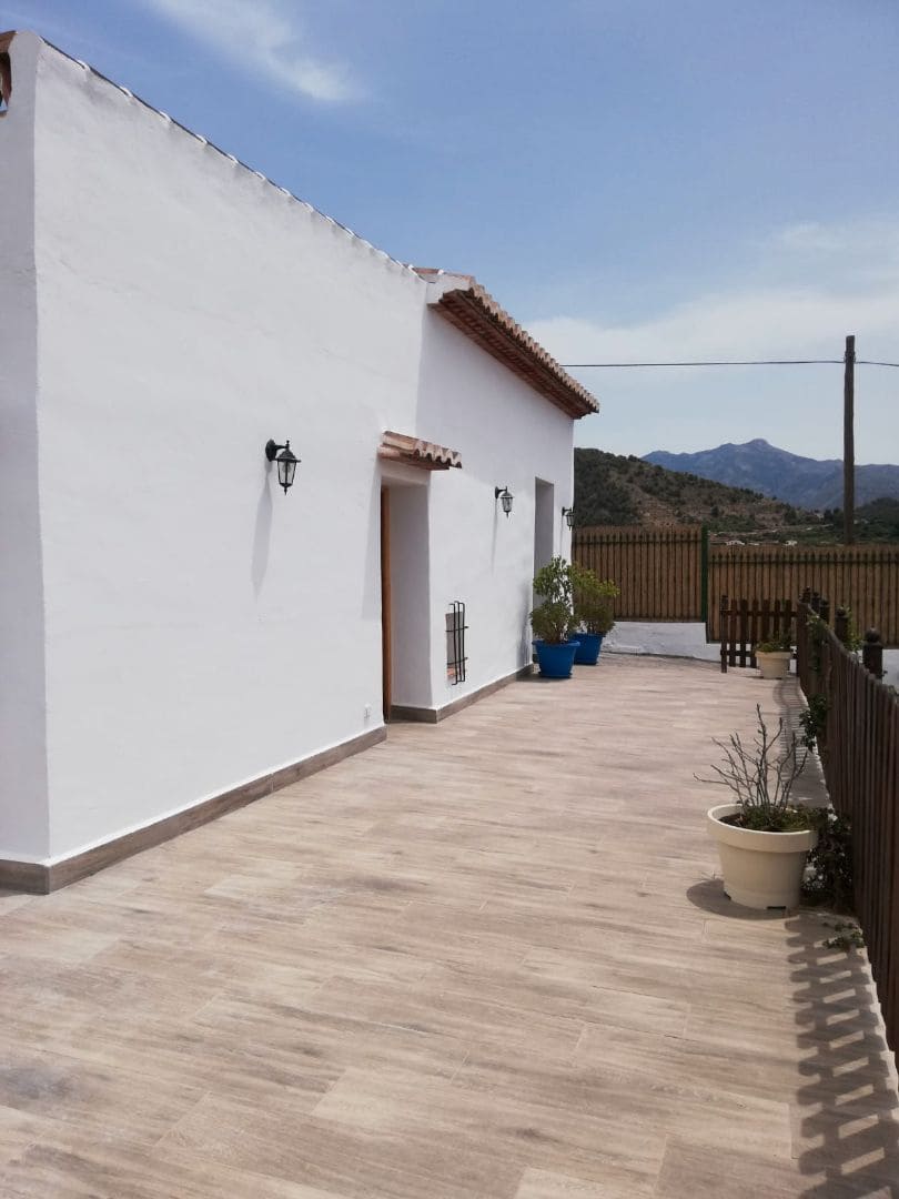 3 soveværelse Villa til leje i Frigiliana med swimmingpool garage - € 1.500 (Ref: 9363545)