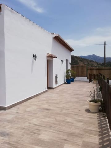 3 soveværelse Villa til leje i Frigiliana med swimmingpool garage - € 1.500 (Ref: 9363545)