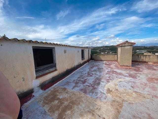 Kaupallinen myytävänä paikassa Benamocarra - 135 000 € (Ref: 9369026)