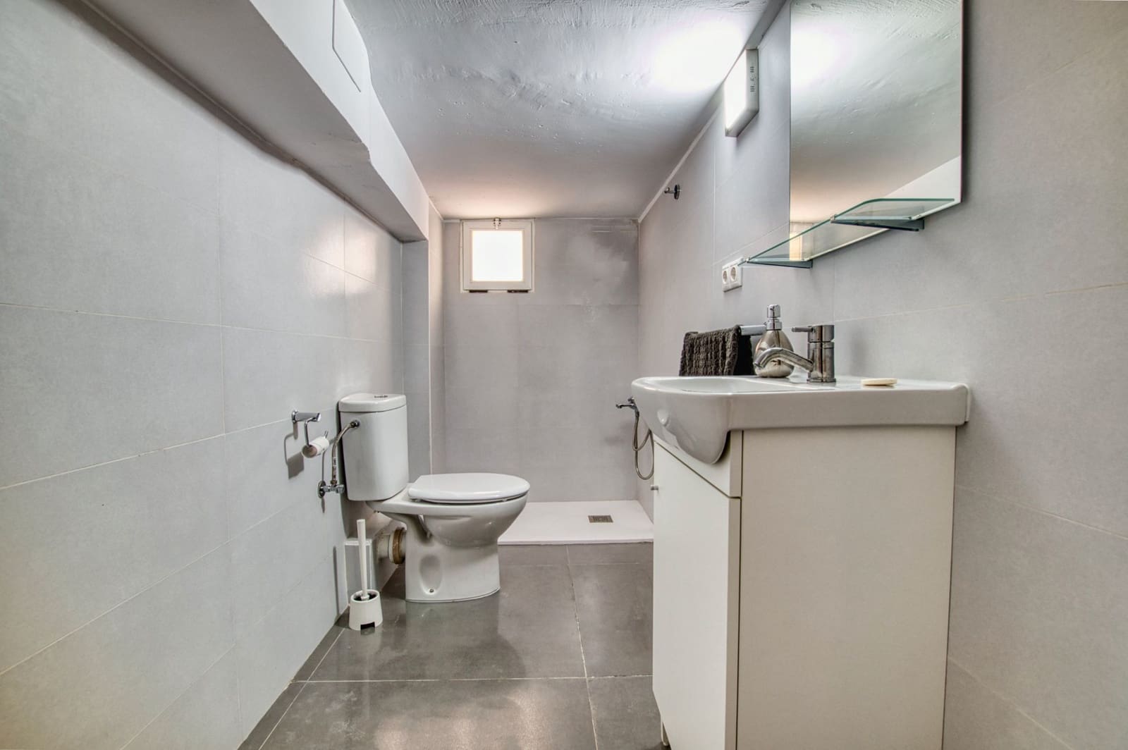 Local Comercial en Vélez-Málaga en venta - 155.000 € (Ref: 9369218)