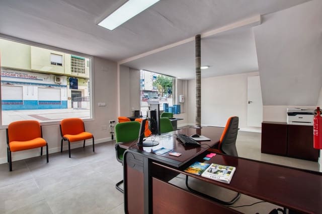 Komercyjne na sprzedaż w Vélez-Málaga - 155 000 € (Ref: 9369218)