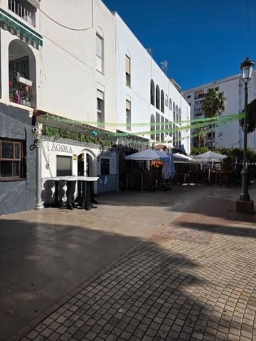 Local Commercial à louer à Centro, Nerja - 1 500 € (Ref: 9404529)