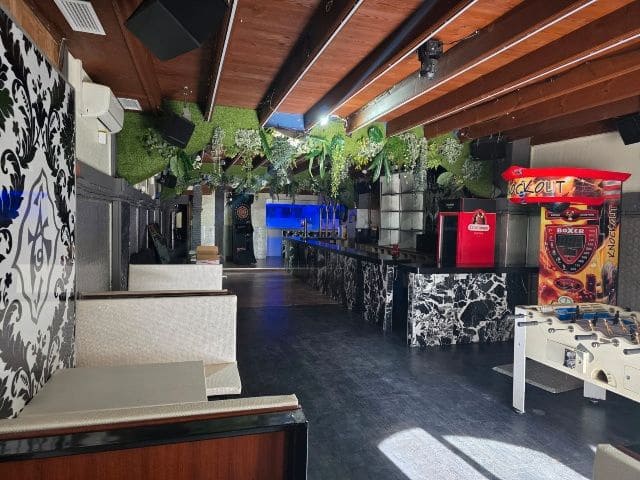 Kommersiell att hyra i Nerja - 1 500 € (Ref: 9404529)