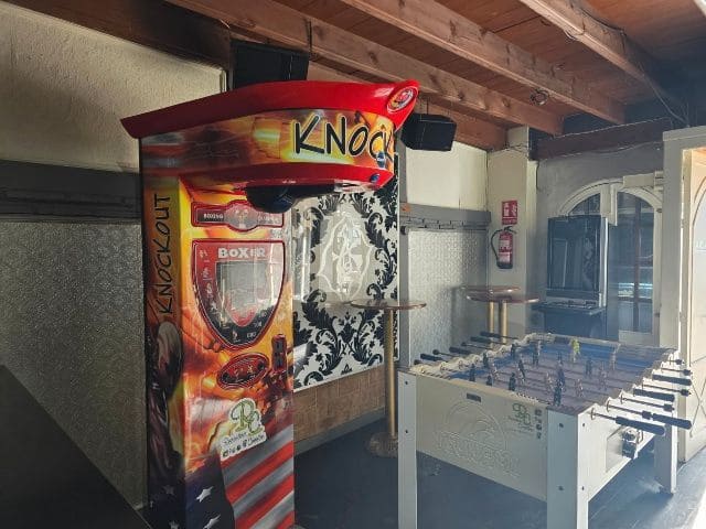 Local Commercial à louer à Centro, Nerja - 1 500 € (Ref: 9404529)