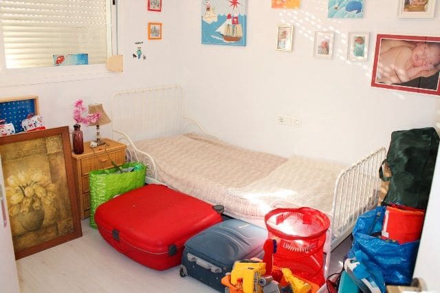 3 soveværelse Villa til salg i Nerja med garage - € 330.000 (Ref: 9405829)