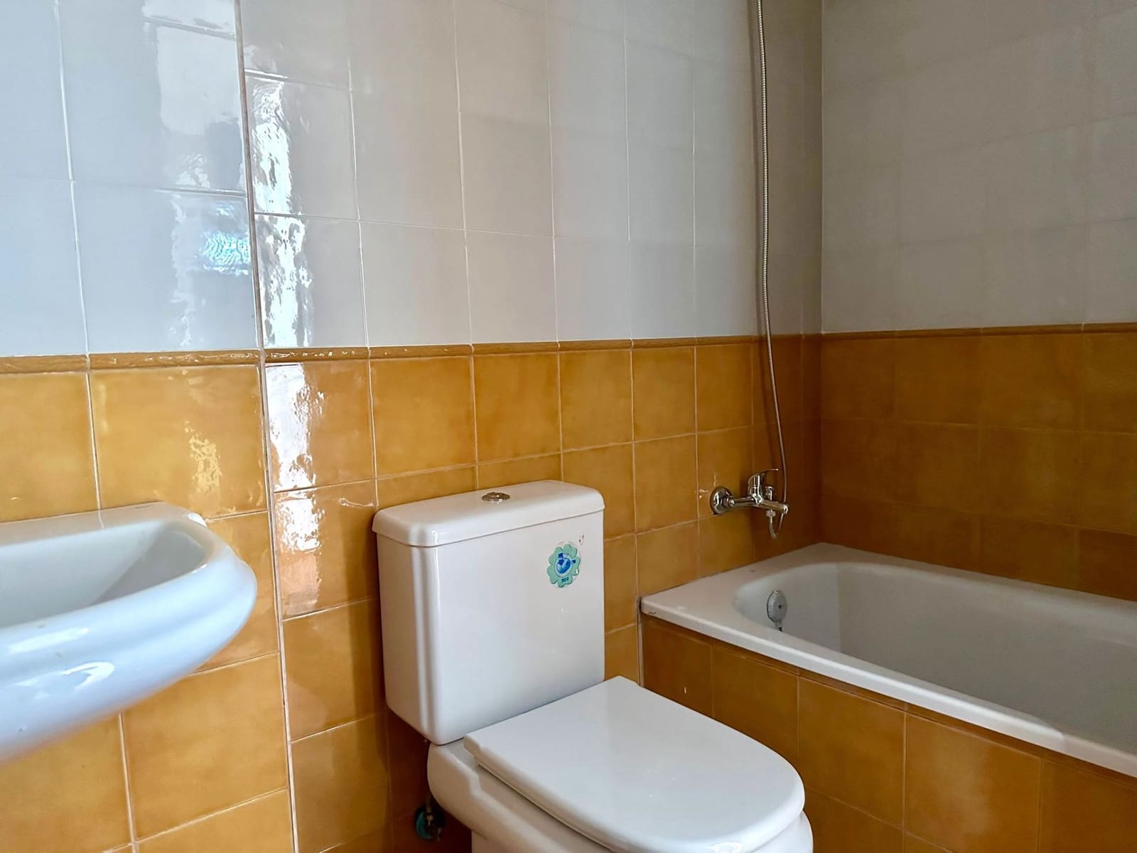 1 sovrum Lägenhet att hyra i Alcaucin med pool garage - 650 € (Ref: 9406986)