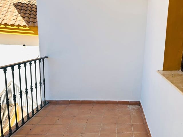 1 Zimmer Apartment zu vermieten in Alcaucín mit Pool Garage - 650 € (Ref: 9406986)