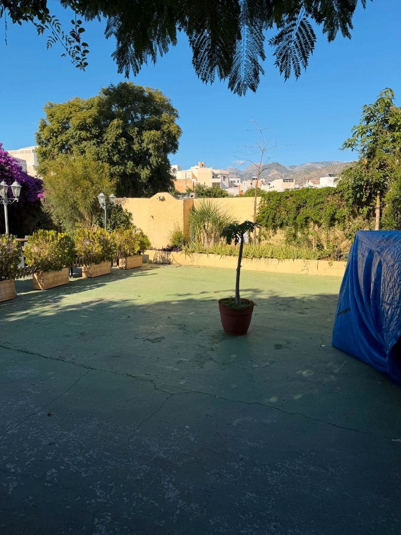 Comercial para arrendar em Nerja - 5 500 € (Ref: 9406987)