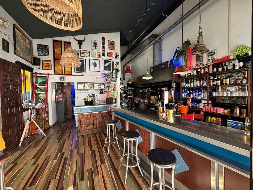 Commerciale da affittare in Frigiliana - 1.000 € (Rif: 9410028)