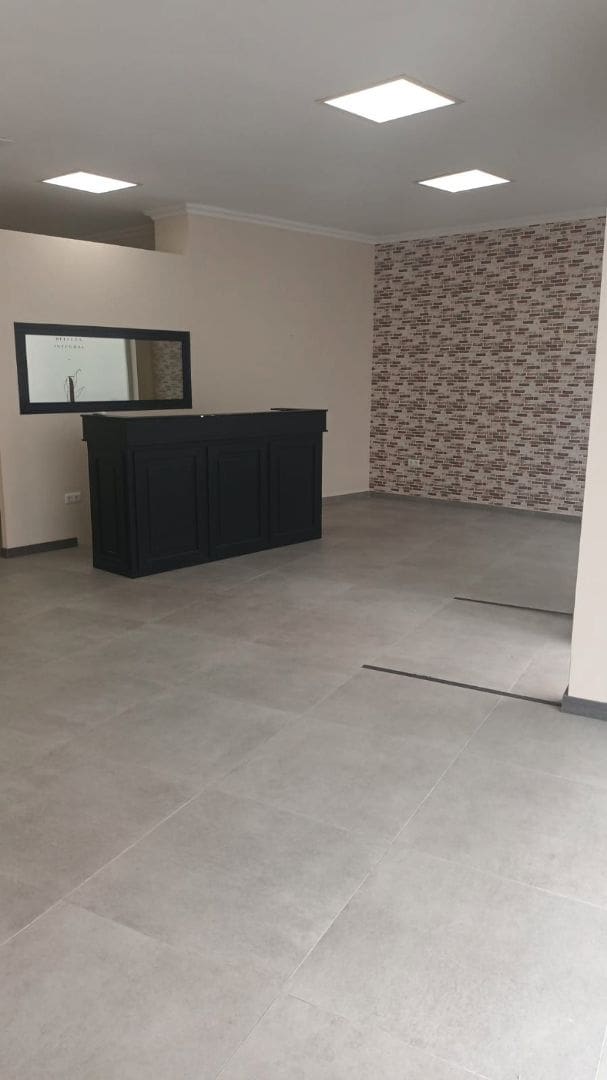 Kommersiell att hyra i Periana - 1 300 € (Ref: 9420626)