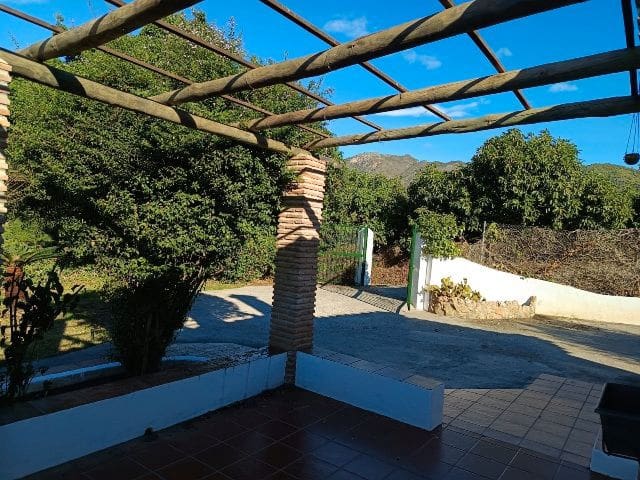 2 soveværelse Finca/Landehus til leje i Frigiliana med garage - € 1.100 (Ref: 9427971)