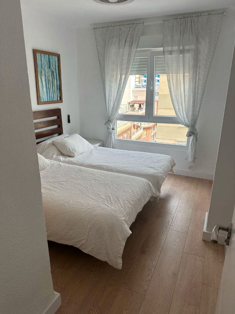 3 soverom Leilighet til leie i Velez-Malaga - € 900 (Ref: 9429101)